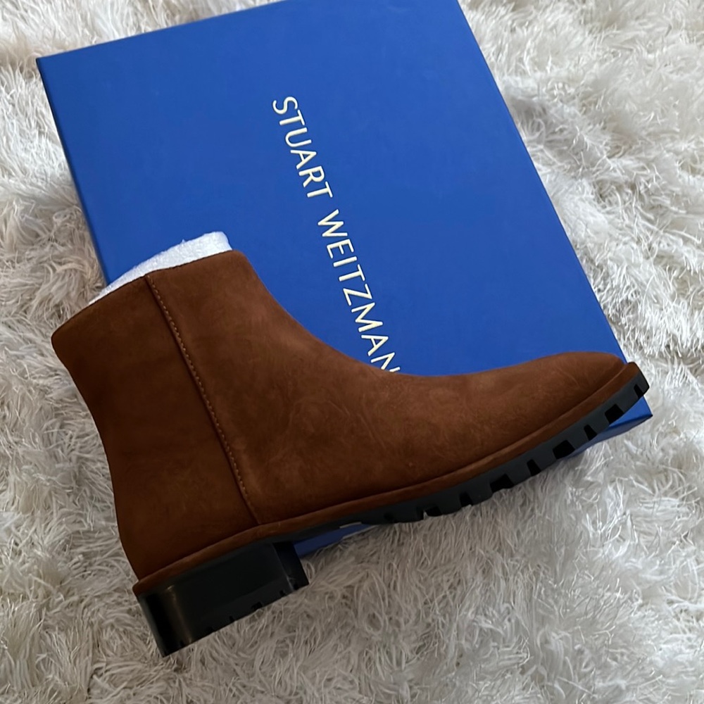 Stuart Weitzman MAELIE suede booties size 5.5 new with tags in coffee